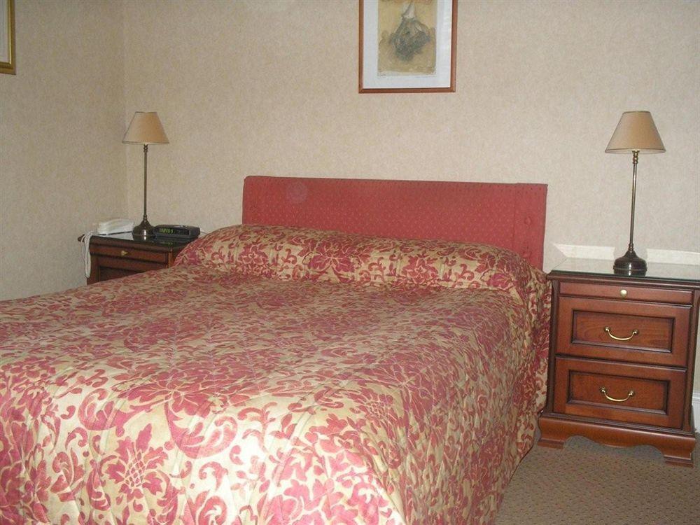 סייל Cheshire Hospitality Ltd T\/A Lennox Lea Studios & Apartments מראה חיצוני תמונה